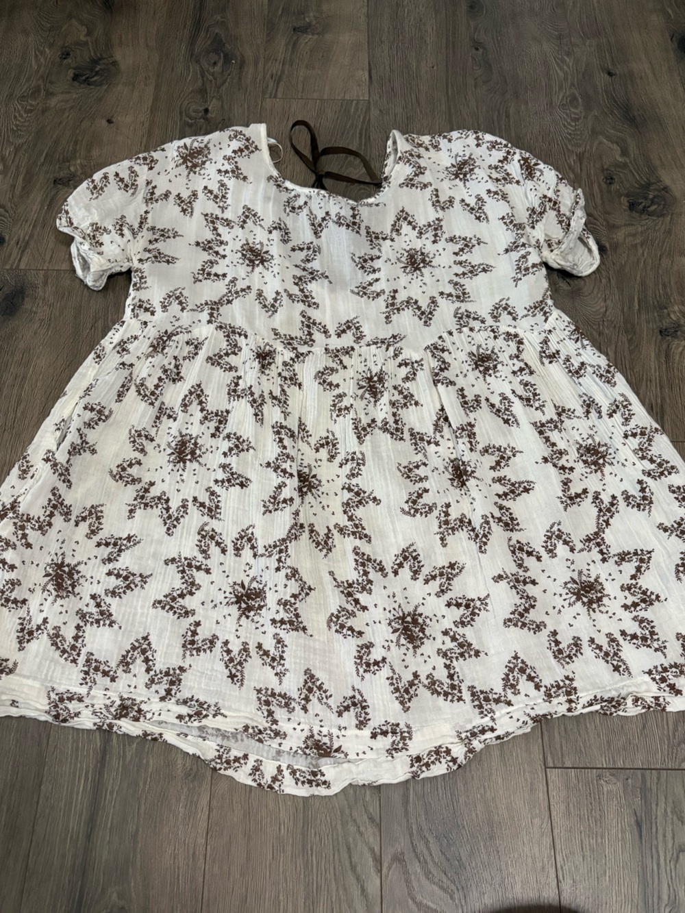 Free People White Short Sleeve Tunic with Brown Floral Medallions